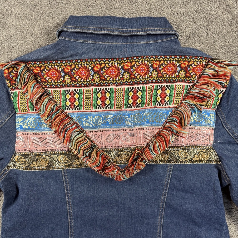 EST. 1946 Denim Jacket L Blue South Western Boho Embroidered Fringe Back Trucker - Picture 4 of 8
